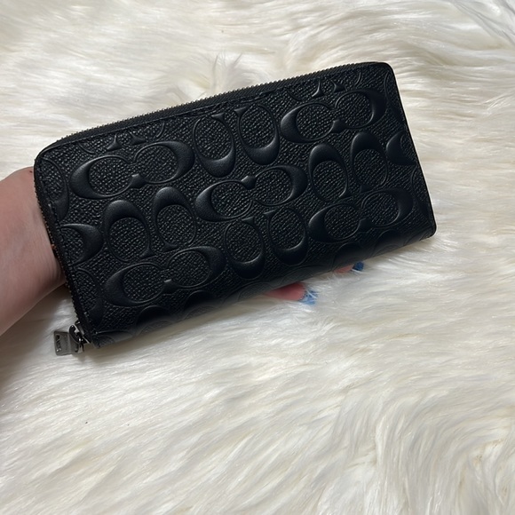 Sold 🟥 - Picture 7 of 16